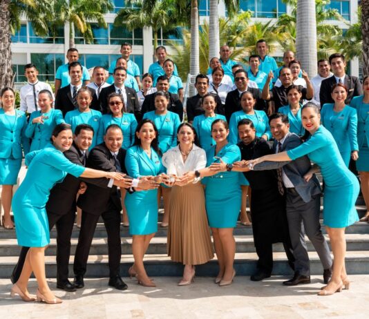 ORO VERDE MANTA: 27 AÑOS DE SER LA CASA FRENTE AL MAR