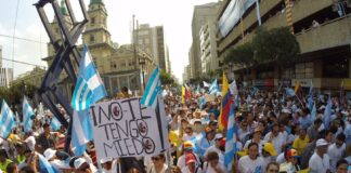 El civismo hoy suena a lírica, cuestionan analistas y coinciden en que el llamado de Jaime Nebot a la unión recae en los ciudadanos oprimidos por la violencia y la pobreza | Informes | Noticias