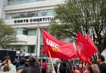 Nuevo plantón de sindicalistas, maestros y servidores públicos en contra de despidos en el sector público | Política | Noticias