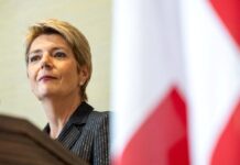 La mejor opción de Suiza ante Trump es exportar humo | Opinión