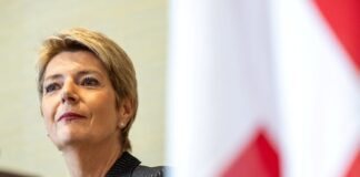 La mejor opción de Suiza ante Trump es exportar humo | Opinión