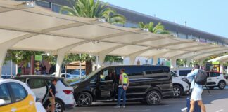 Inspectores, datos y “multones”, así cerca Ibiza a taxis pirata y ‘airbnbs’ ilegales | Economía