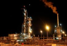 Las petroleras indias frenan la compra de crudo ruso ante la presión arancelaria de Trump | Mercados Financieros