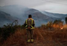 La UGT llevará a la Inspección de Trabajo la precariedad de los trabajadores de extinción de incendios | Economía