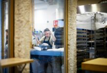 La falta de acuerdo social y político pone en riesgo las nuevas cuotas de autónomos | Economía