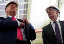 Trump hincha una superburbuja de deuda pero capea el temporal a corto plazo | Economía