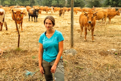 Ángela Membrive, ganadera.