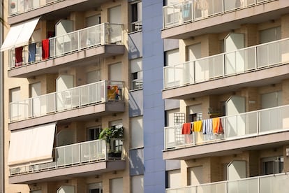 Viviendas destinadas a segunda residencia en la playa de La Torre de San Vicente en Benicàssim (Castellón). Carmen Ripollés