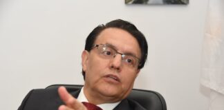 Investigación del asesinato de Fernando Villavicencio lleva catorce meses en el escritorio de la presidencia de la Asamblea