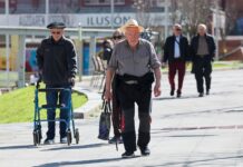 La pensión media de los autónomos toca máximos y se consolida por encima de los 1.000 euros | Economía