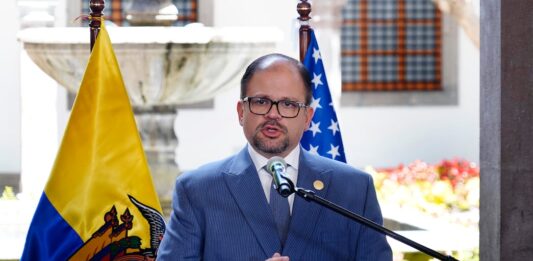 Daniel Noboa dispone resguardo policial y militar para John Reimberg y su familia | Política | Noticias