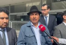 Cuatro policías estarían retenidos por denuncia de un posible intento de asesinato de Leonidas Iza | Política | Noticias