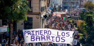 Málaga anuncia una moratoria de tres años para nuevas viviendas turísticas | Economía