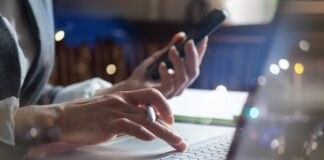 ¿Pueden despedirme si me pillan buscando otro trabajo? | Negocios