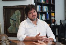 José de la Gasca, exministro: ‘Creo que debemos entrar en una reconciliación pues al tener que manejar las cosas con la estructura normativa que existe, se necesita consensos’ | Política | Noticias