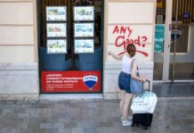 Sin casa para los jóvenes: la compra y el alquiler superan el esfuerzo recomendado en todas las comunidades | Economía