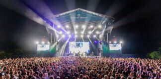 Urbaser y la sostenibilidad brillan en Noches del Botánico 2025