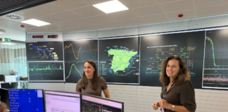 Sin descanso en agosto: el reto de sustituir al jefe durante sus vacaciones | Negocios