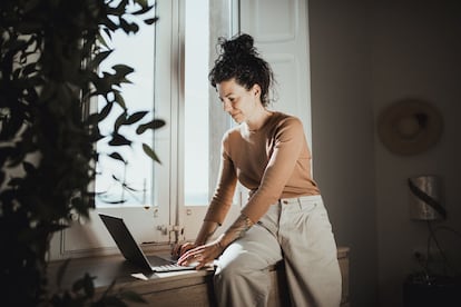 Marta Caparrós, fundadora de YouTOOProject, vive y trabaja en Byron Bay, Australia.