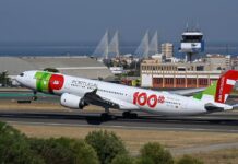 Portugal busca rivales para IAG en la venta del 49,9% de la pública TAP | Empresas