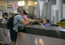 Correos suspende de forma temporal los envíos de paquetes a Estados Unidos hasta adaptarse a los nuevos requerimientos arancelarios | Economía