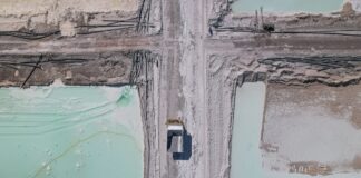 El mapa minero mundial se redibuja al son geopolítico: este es el puñado de empresas que lo domina | Negocios