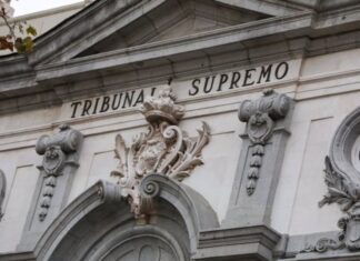 El Supremo fija que el cobro simultáneo del plus de maternidad por los dos progenitores también se permite a los funcionarios | Economía