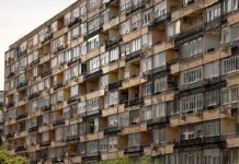 “Excelente oportunidad”: el mercado se llena de pisos baratos y problemáticos | Negocios