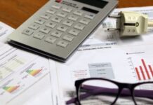 El Gobierno avanza en la prohibición de las llamadas comerciales de las eléctricas | Empresas