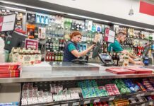 La actividad de la eurozona toca máximos de 16 meses en septiembre pero muestra signos de ralentización | Economía