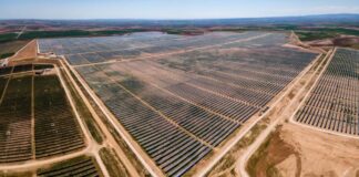 BP encarga al BBVA la venta de uno de sus mayores parques solares en España por casi 250 millones | Empresas