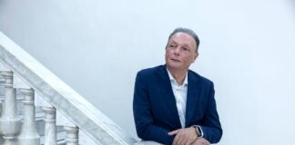 El presidente de la patronal valenciana, Salvador Navarro, no optará a la reelección por la falta de unanimidad | Economía