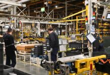 El INE corrige el crecimiento del PIB de 2024 y lo eleva en tres décimas, hasta el 3,5% | Economía