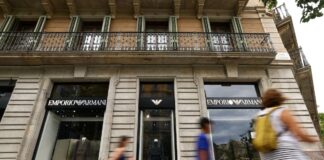 El próximo ‘look’ de Armani depende del desgaste del sector del lujo | Opinión