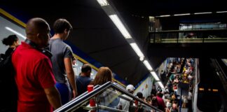 Puente contra Ayuso: la batalla por el relato del caos en las infraestructuras | Empresas