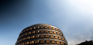 El Constitucional considera nulos los despidos que se deban a “represalia” por la defensa de legítimos intereses laborales | Economía