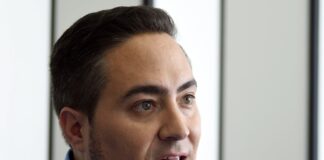 Santiago Becdach, activista político: Corte Constitucional mide fuerzas con el Ejecutivo al aceptar acción de la Liga Azul | Política | Noticias