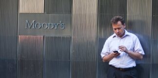 Moody’s y Fitch mejoran la nota a España por su fortaleza económica | Economía