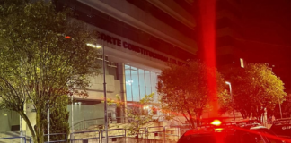 Jueces de la Corte Constitucional fueron evacuados por alerta de presunto explosivo, mientras conocían demandas contra el decreto 148 | Política | Noticias