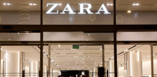 Inditex gana 2.791 millones hasta julio, un 0,8% más, y confirma la ralentización de las ventas | Empresas
