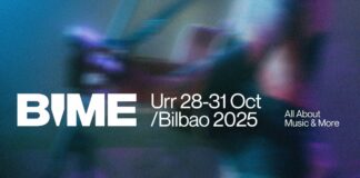 Rubén Blades y Mon Laferte en escena