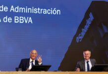El Sabadell y el BBVA esperan en vilo la decisión del consejero díscolo tras la mejora de la opa | Economía