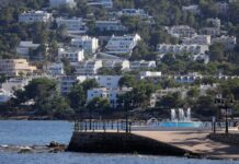 Santa Eulària des Riu rompe el techo de precio de las casas: más de 6.000 euros por metro cuadrado | Economía