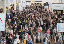 Un ciberataque causa retrasos y cancelaciones en los aeropuertos de Berlín, Bruselas y Heathrow (Londres) | Economía