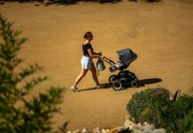 Nuevo permiso de nacimiento: ¿cuántas semanas aumenta? ¿se retribuye y cómo convive con otras ayudas? | Economía
