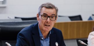 La CNMV vigila con lupa la comercialización de fondos de capital riesgo a pequeños inversores | Mercados Financieros