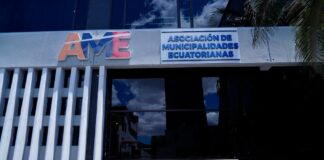 Dos facciones de alcaldes se disputan la dirección de la Asociación de Municipalidades Ecuatorianas | Política | Noticias