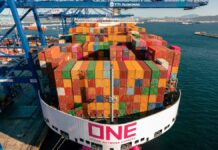 Las exportaciones españolas recuperan el pulso con el mejor octubre de su historia | Economía