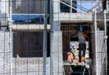 La especulación inmobiliaria sacude Europa | Economía