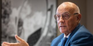 Última hora de la opa del BBVA por el Sabadell, en directo | Bruselas mantiene el expediente a España pese al fracaso de la opa | Economía